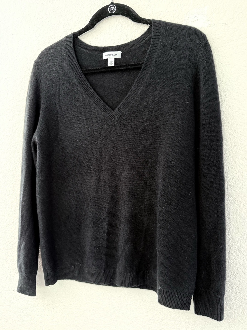 Nordstrom 100% cashmere v neck black sweater